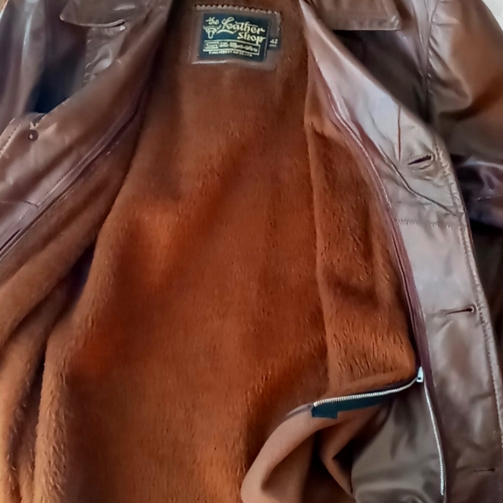 1980s Vintage Leather Shop Men's Coat Gem